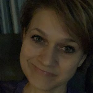 Meet your Posher, Stacy